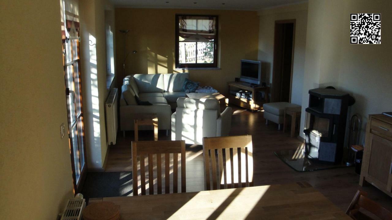 Ferienhaus-Bergtraum-Ferienwohnung-Fanni โอเบอร์วีเซินธาล ภายนอก รูปภาพ